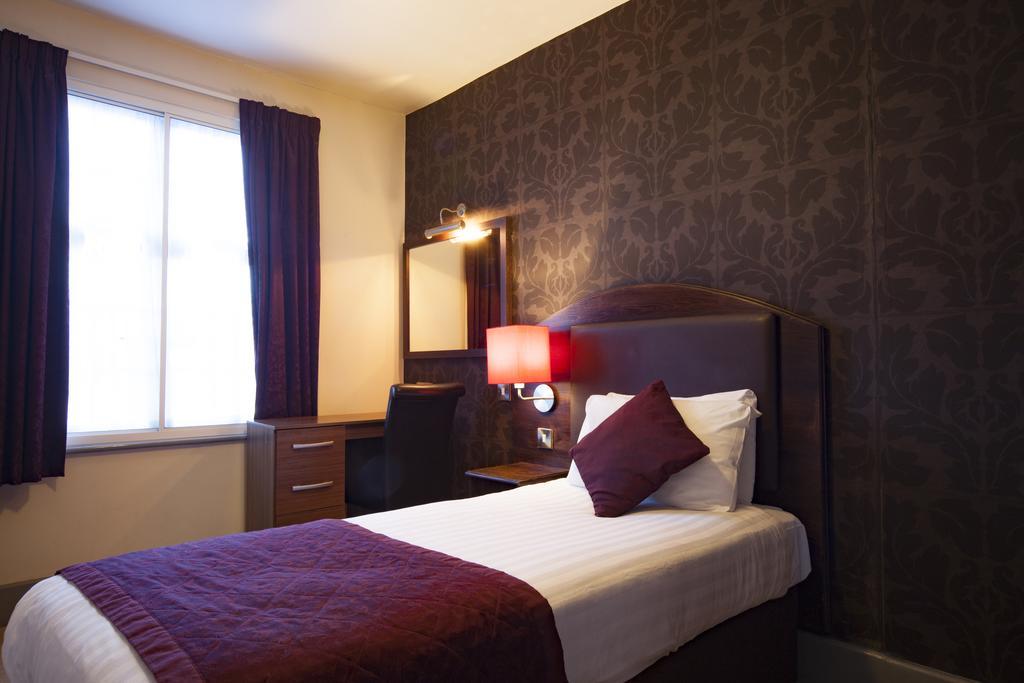 The Cathedral Hotel Salisbury Buitenkant foto